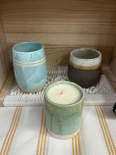 Load image into Gallery viewer, Ceramic Soy x Coconut Candle
